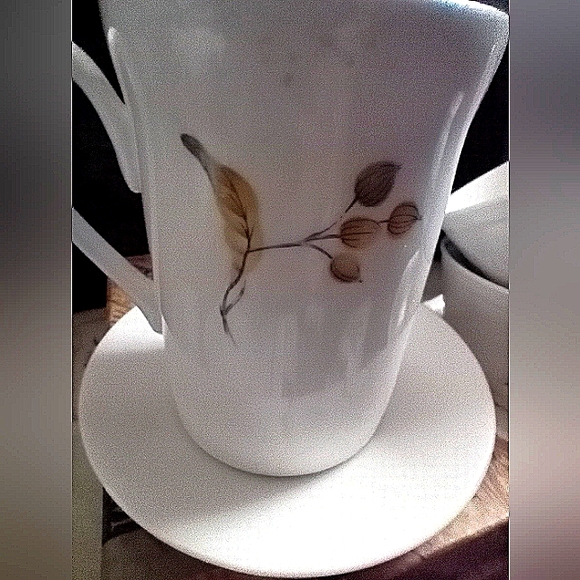 Royal London bone China handpainted  Antique collectable tea cup and saucer - Picture 10 of 11